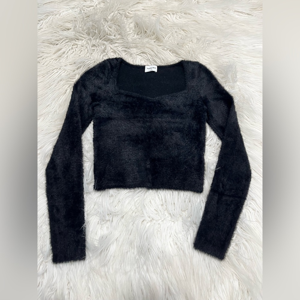BRAND NEW SUNDAY BEST ARITZIA SWEATER